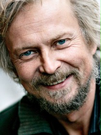 Dennis Storhøi / Arthur
