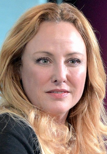 Virginia Madsen / Maria Sunderland