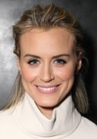 Taylor Schilling / Dr Abigail Janssen