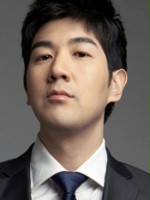Sang-jin Han / Seung-yeon Ryoo, dyrektor wykonawczy hotelu Wonder Group Hotel