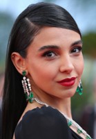 Salma Abu-Deif / Nastoletnia Shirine