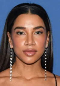 Hannah Bronfman 
