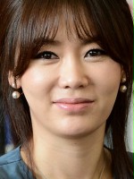 Sun-yeong Ahn / Lee Young Ae (przyjaciółka Soo Jung)