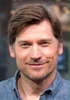 Nikolaj Coster-Waldau / Biskup Juell