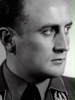 Arthur Axmann 