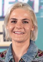 Hazel Brugger / 