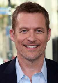 James Tupper 