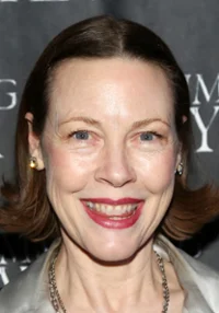 Veanne Cox 