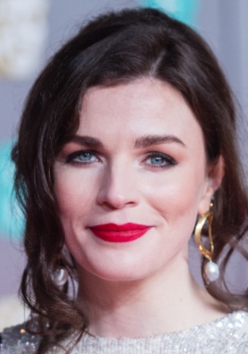Aisling Bea / Anna