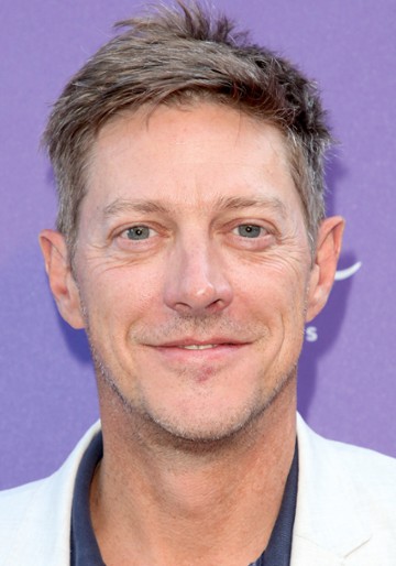 Kevin Rahm / Bob Paris