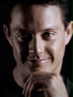 Daniel Parry / Młody snajper