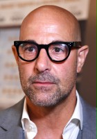 Stanley Tucci / Frank Dixon