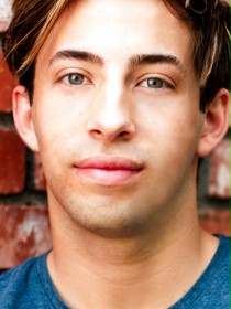 Jimmy Bennett / Alex Willingham