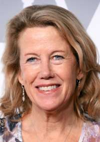 Lisa Bruce 