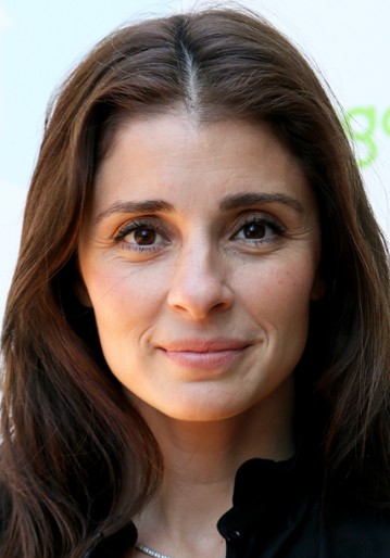 Shiri Appleby / Elizabeth &quot;Liz&quot; Parker Evans / Yvonne White