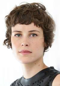 Carla Juri 