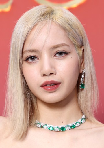 Lalisa Manoban / 