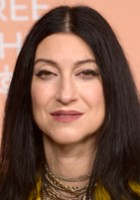 Floria Sigismondi / on sam/narrator (niewymieniony w czołówce)