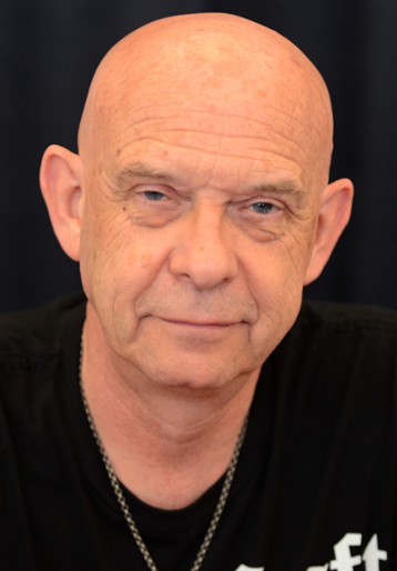 Doug Bradley / 