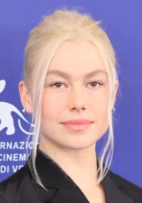 Phoebe Bridgers 