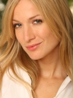 Sara Gmür / Janine von Moos