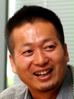 Yoshiki Okamoto 