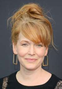 Chelah Horsdal 