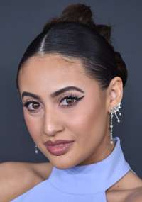 Francia Raisa 
