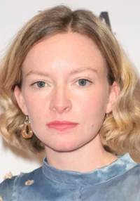 Deragh Campbell 