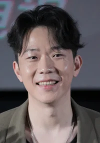 Yichi Zhang 