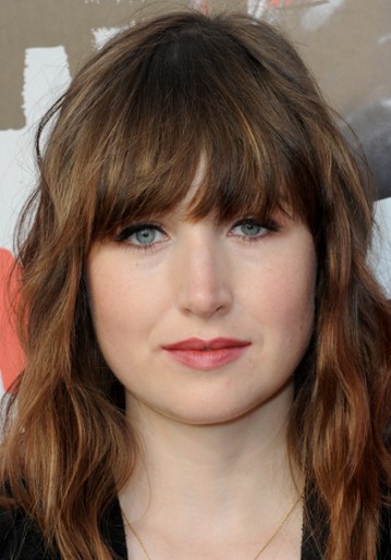 Kate Lyn Sheil / Cricket
