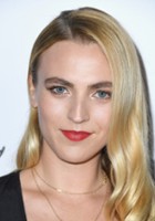 Stephanie Tarling / Kelnerka