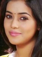 Shamna Kasim / Meena Sreekumar