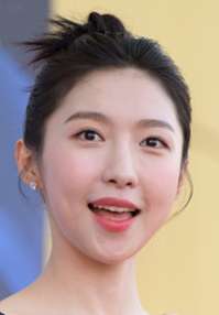 Hyun-young Joo 