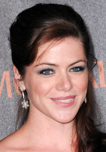Kaniehtiio Horn / Deer Lady