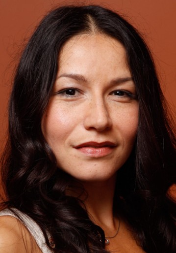 Tamara Podemski / Uvenda