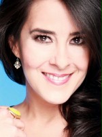 Gabriela Canudas / Beatriz 'Bety' Trujillo