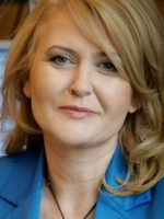 Elżbieta Łukacijewska / 