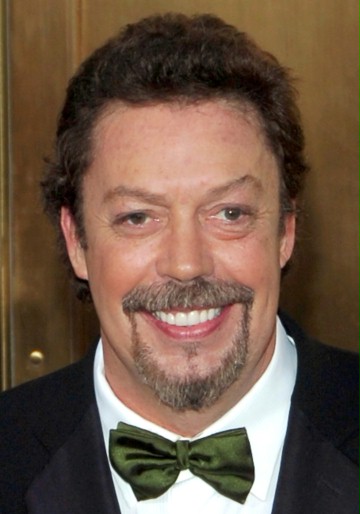 Tim Curry / Lord Boynton