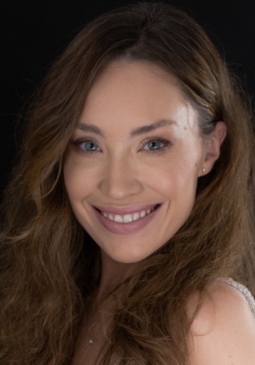 Sandra Babij / Sekretarka Żmudy