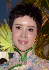 QiaoQiao Jin 