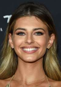 Eliana Jones I