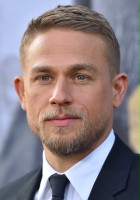 Charlie Hunnam / William \"Ironhead\" Miller 