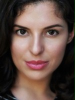 Syntia Zeni / Victoria