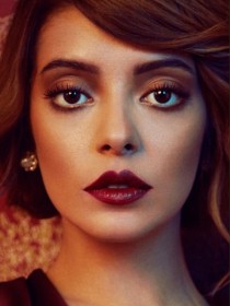 Selin Şekerci / Aslı