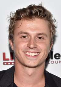 Kenny Wormald 