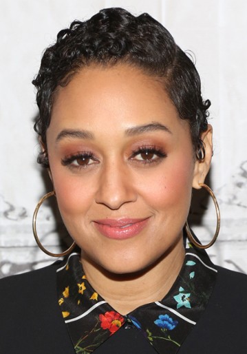 Tia Mowry / Cocoa McKellan