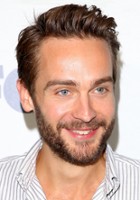 Tom Mison / Niels