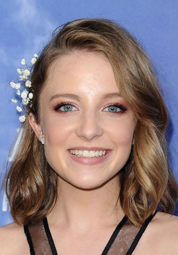 Samantha Isler / Nastoletnia Amara