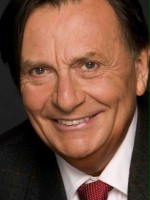 Barry Humphries / Wombo
